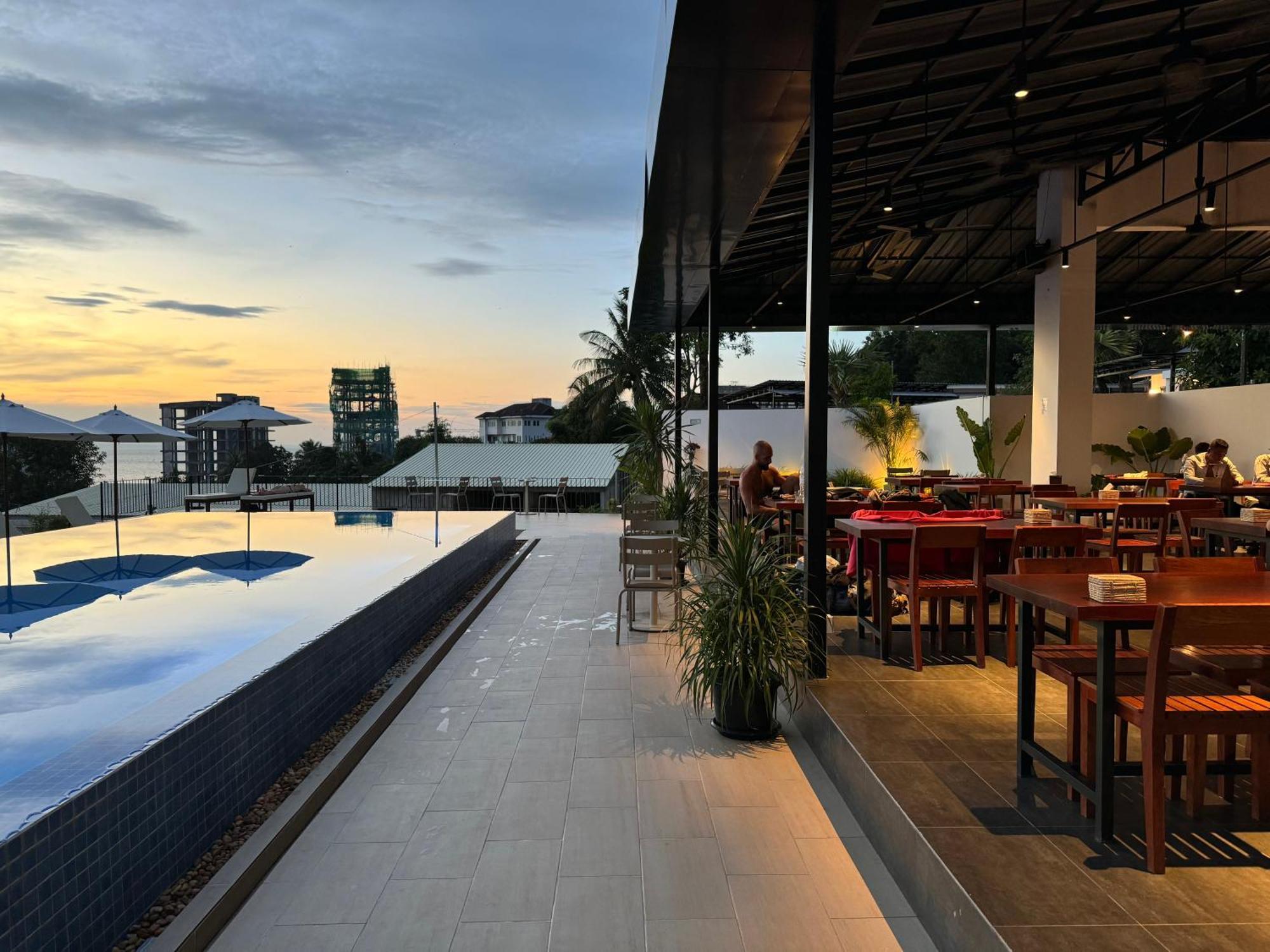 Onederz Sihanoukville - 10 Mins Walk From The Tourism Pier Luaran gambar