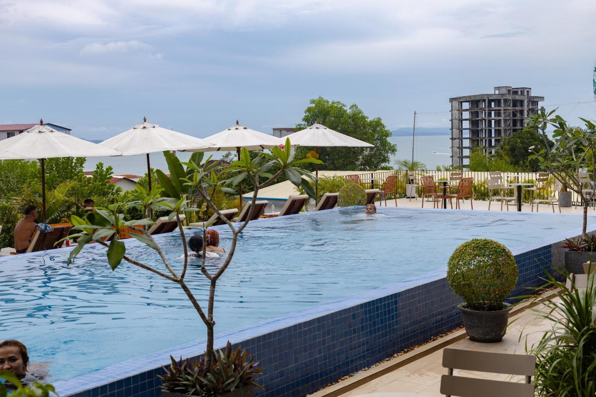 Onederz Sihanoukville - 10 Mins Walk From The Tourism Pier Luaran gambar