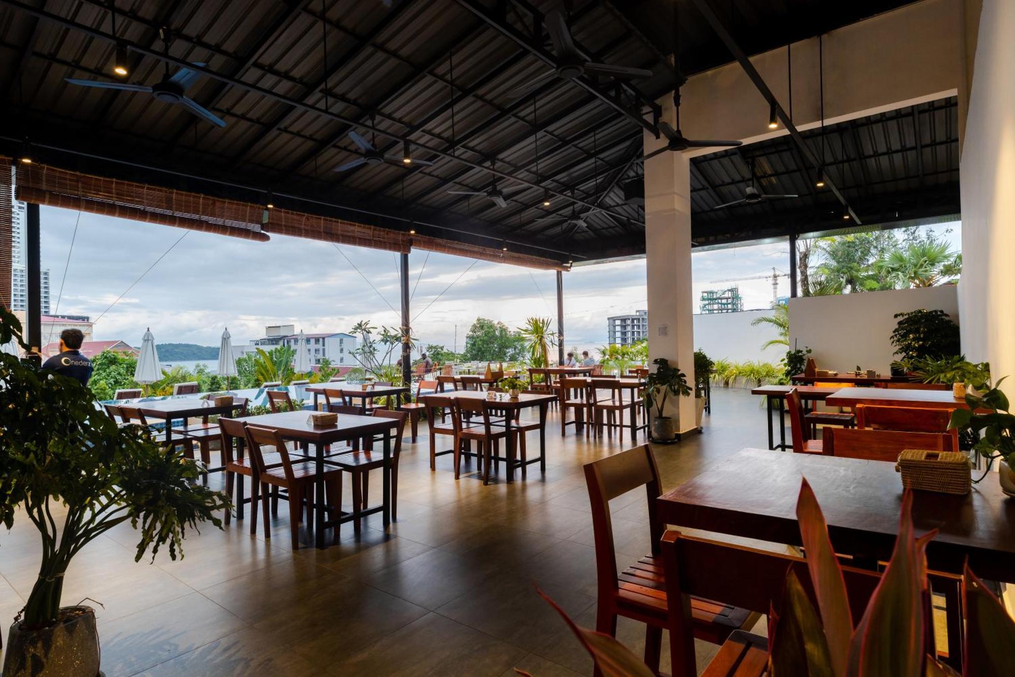 Onederz Sihanoukville - 10 Mins Walk From The Tourism Pier Luaran gambar